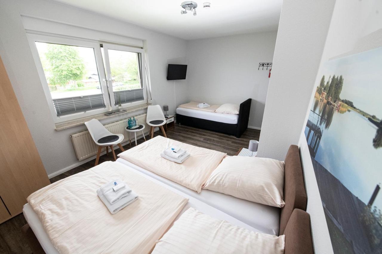 Zum Alten Faehrhaus - Bed & Breakfast Wrohm Luaran gambar